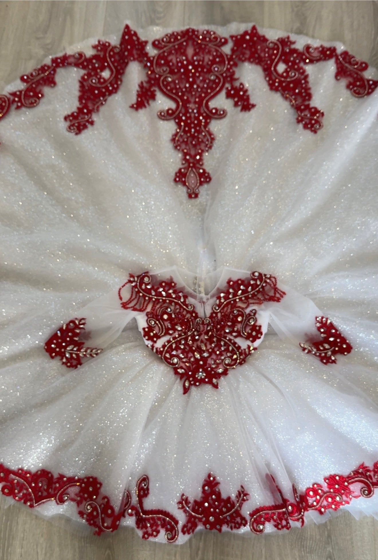 Abito Crystal White Red